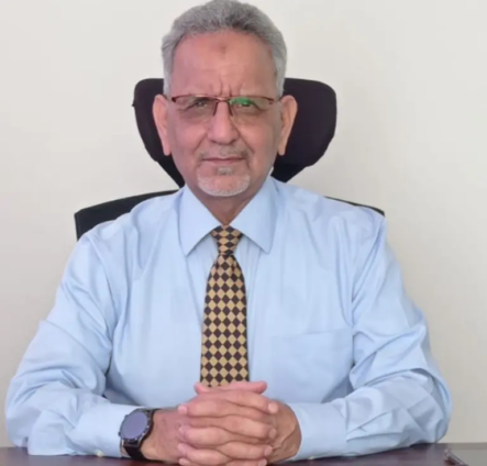 Dr.-Shaab-Photos-for-website-768x735